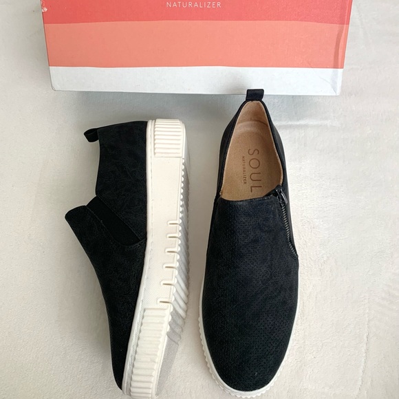 SOUL Naturalizer Shoes - 9W SOUL Naturalizer Women's Turner Oxford Slip-on Sneakers